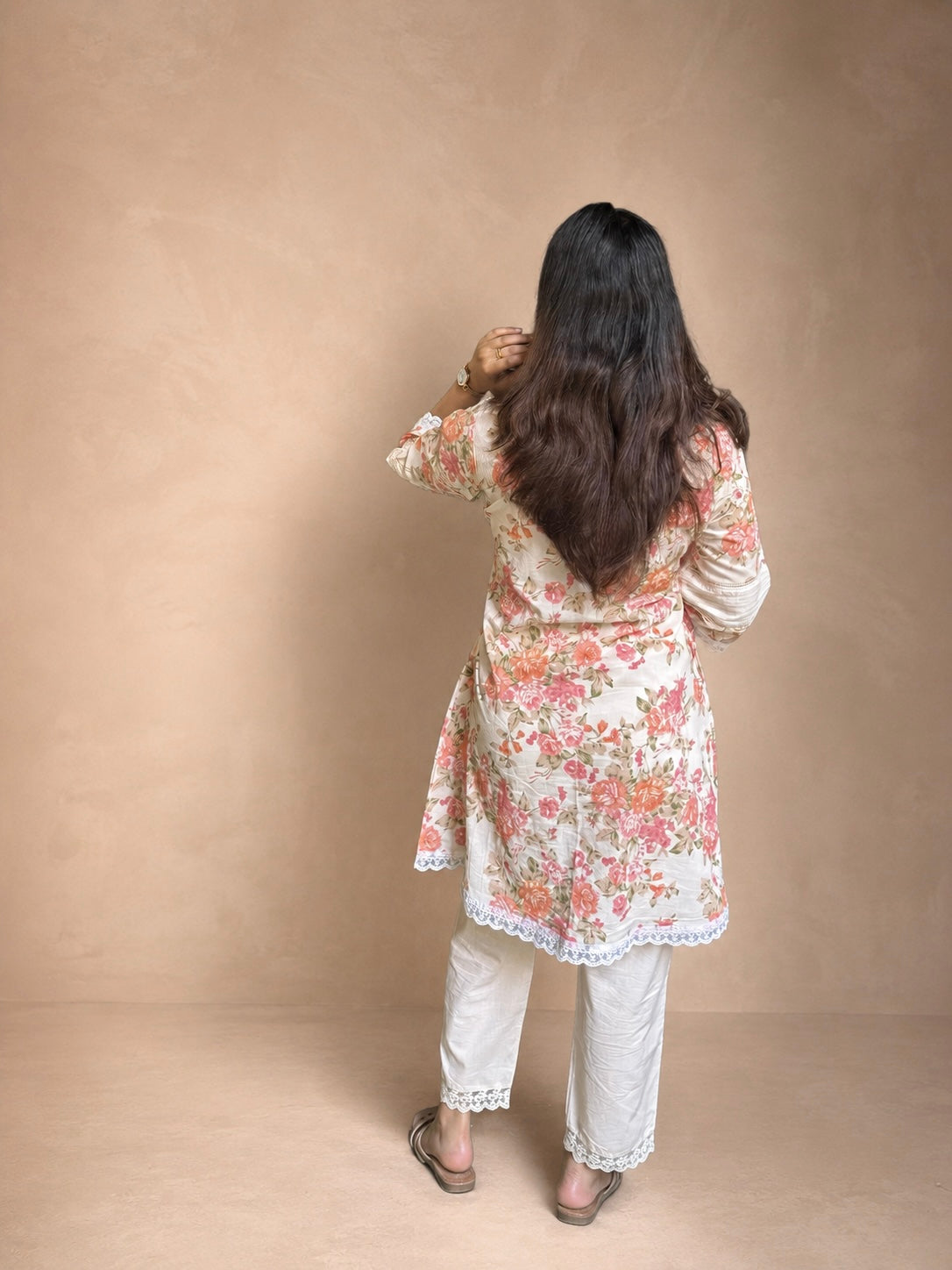 Gulbahar – Off-White Floral Print Cotton Co-ord Set with Lace Detail
