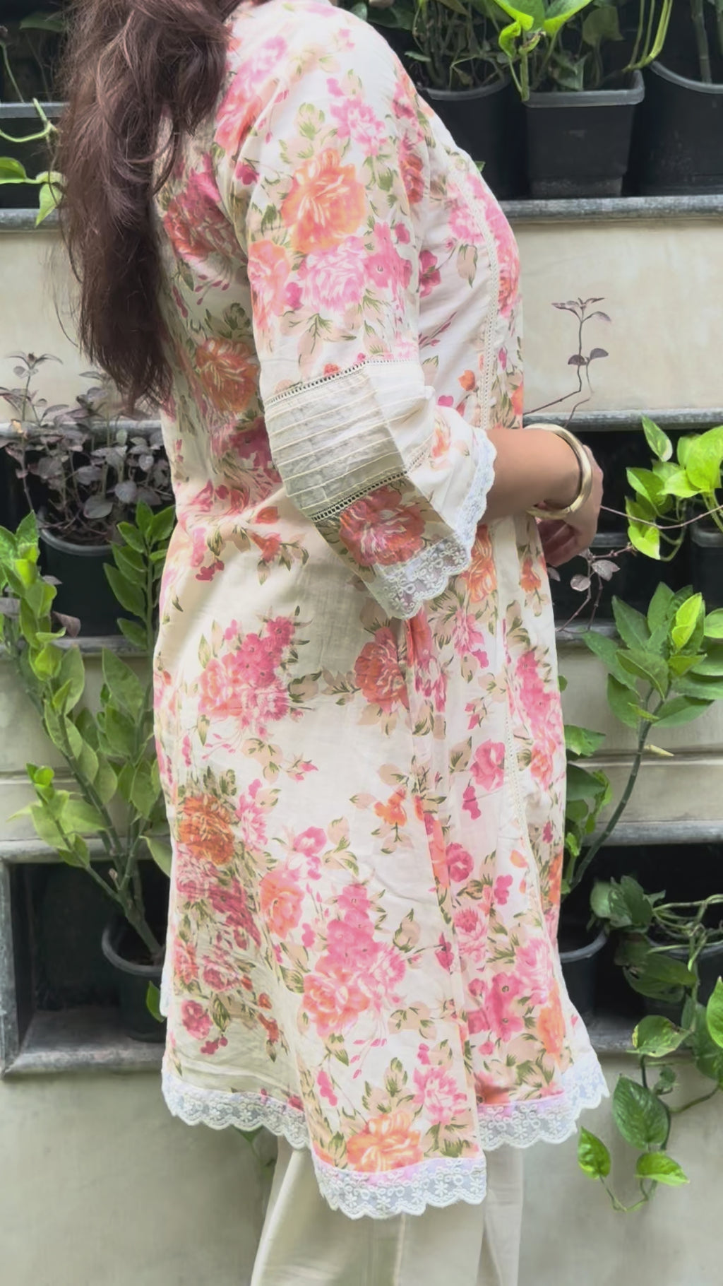 Gulbahar – Off-White Floral Print Cotton Co-ord Set with Lace Detail